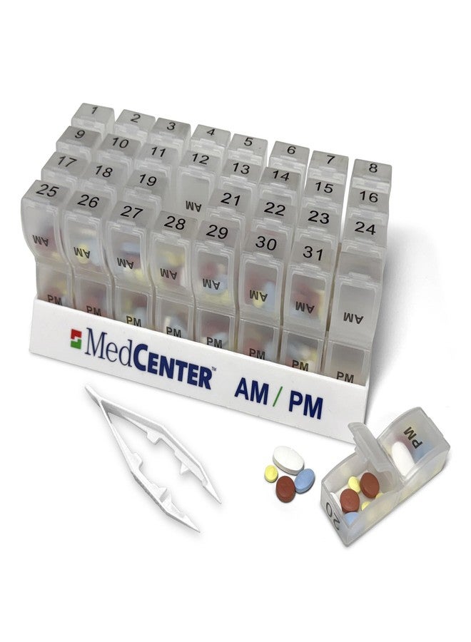ميدسينتر منظم حبوب MedCenter AM/PM HSA/FSA - علبة حبوب شهرية لمدة 31 يومًا مع قسمين يوميين (صباحًا ومساءً)، أغطية سهلة الفتح، علبة حبوب إضافية وملقط - منظم أدوية للفيتامينات والوصفات الطبية - Image 1
